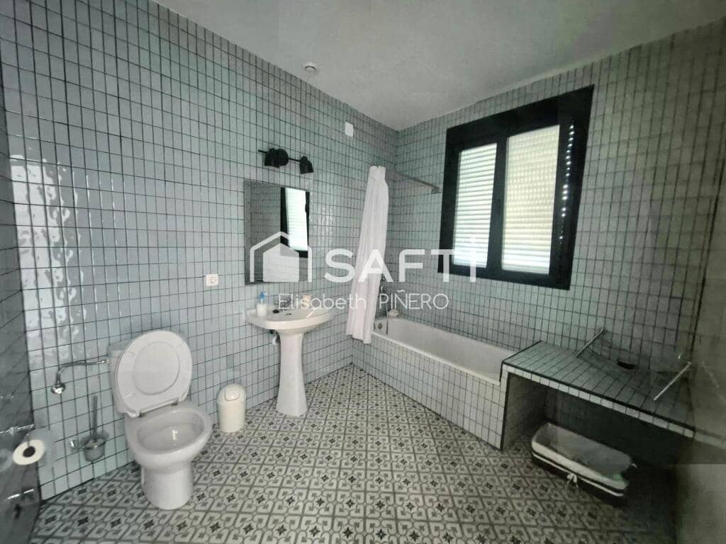 Adosado de 5 habitaciones en Zalamea de la Serena en venta con piscina garaje - 230.000 € (Ref: 9977007)