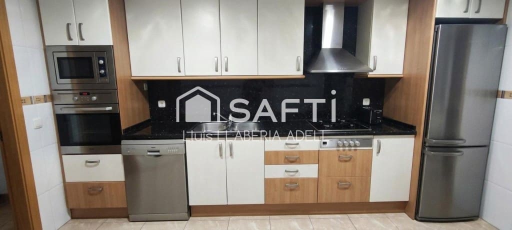 4 soveværelse Lejlighed til salg i Salou med swimmingpool garage - € 348.000 (Ref: 9977015)