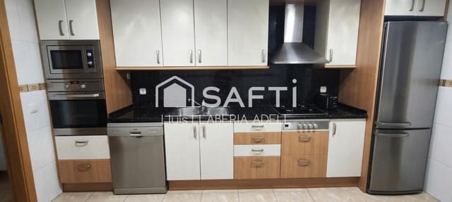 4 soveværelse Lejlighed til salg i Salou med swimmingpool garage - € 348.000 (Ref: 9977015)