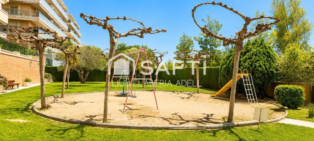 4 soveværelse Lejlighed til salg i Salou med swimmingpool garage - € 348.000 (Ref: 9977015)