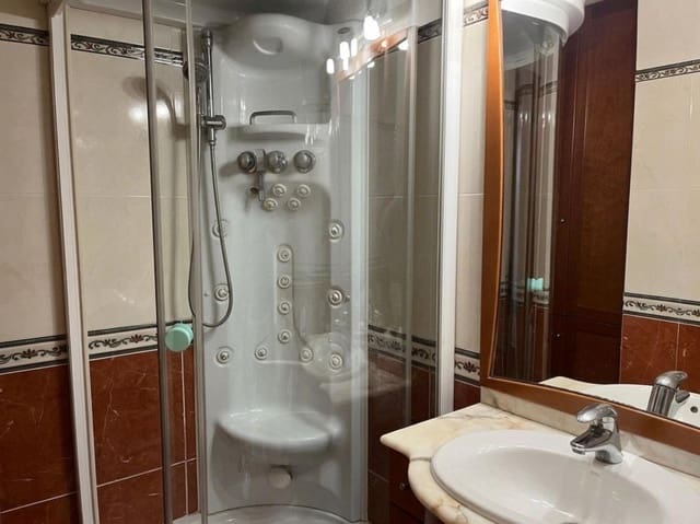 4 sovrum Lägenhet till salu i Trinitat, Valencia stad - 629 000 € (Ref: 9978515)