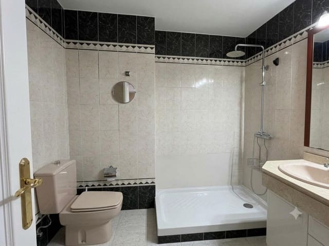4 sovrum Lägenhet till salu i Trinitat, Valencia stad - 629 000 € (Ref: 9978515)