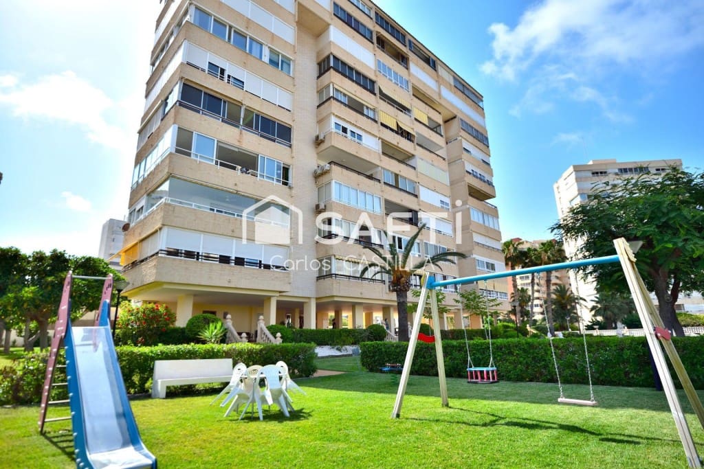 2 bedroom Apartment for sale in Alicante / Alacant city with pool - € 249,000 (Ref: 9983765)