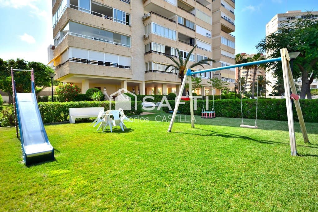 2 bedroom Apartment for sale in Alicante / Alacant city with pool - € 249,000 (Ref: 9983765)