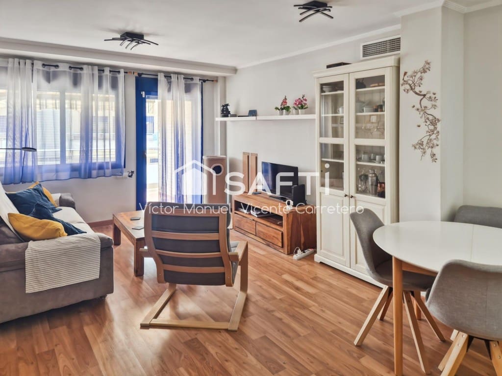3 makuuhuone Kattohuoneisto myytävänä paikassa Canet d'En Berenguer mukana uima-altaan - 330 000 € (Ref: 9983769)