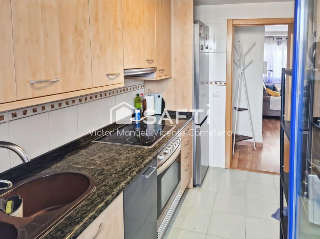 3 makuuhuone Kattohuoneisto myytävänä paikassa Canet d'En Berenguer mukana uima-altaan - 330 000 € (Ref: 9983769)