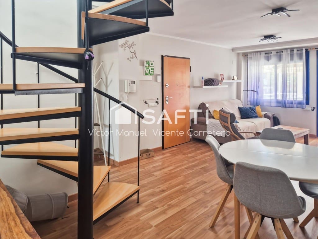 3 makuuhuone Kattohuoneisto myytävänä paikassa Canet d'En Berenguer mukana uima-altaan - 330 000 € (Ref: 9983769)