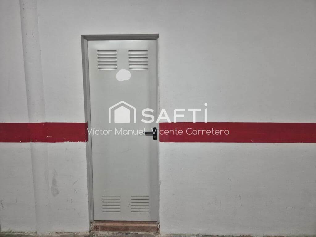 3 bedroom Penthouse for sale in Canet d'En Berenguer with pool - € 330,000 (Ref: 9983769)