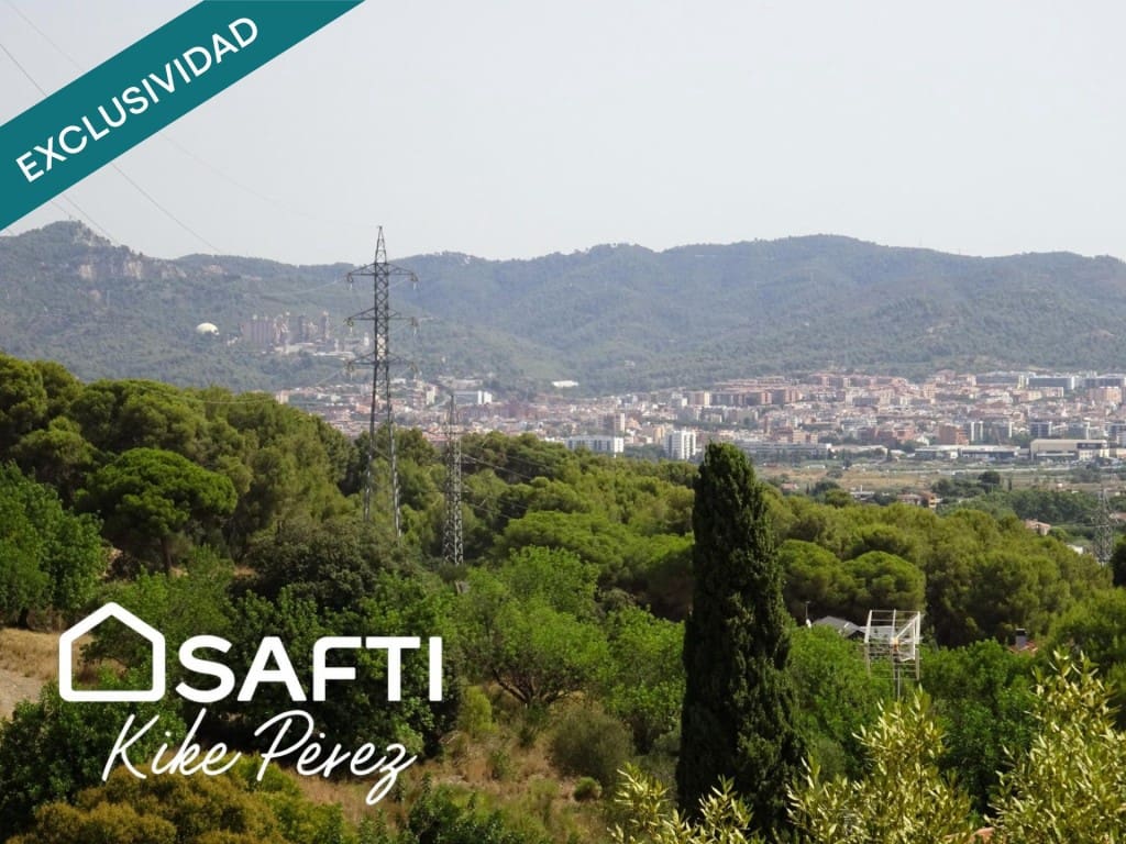 Solar/Parcela en Sant Boi de Llobregat en venta - 205.000 € (Ref: 9983770)