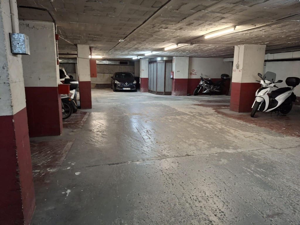 Garasje til salgs i Donostia-San Sebastian - € 45 000 (Ref: 9983771)