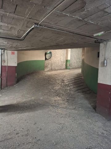 Garage til salg i Donostia-San Sebastián - € 45.000 (Ref: 9983771)