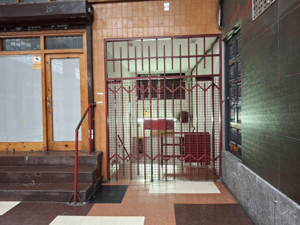 Garasje til salgs i Donostia-San Sebastian - € 45 000 (Ref: 9983771)