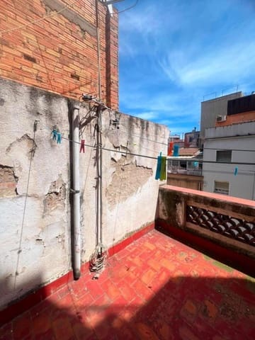 Bureau à vendre à L'Hospitalet de Llobregat - 445 000 € (Ref: 9983772)
