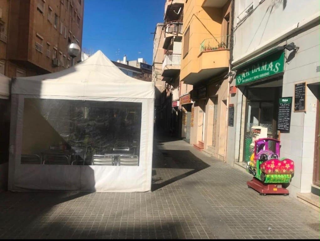 Kontor till salu i L'Hospitalet de Llobregat - 445 000 € (Ref: 9983772)
