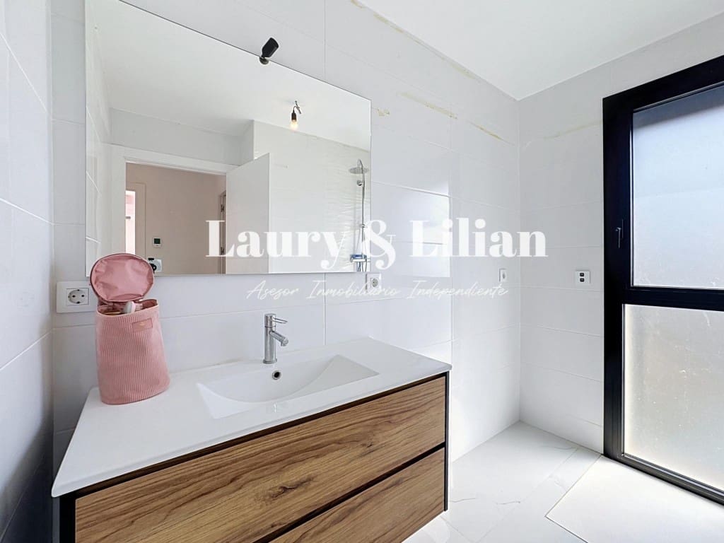 3 soverom Villa til salgs i Roses med garasje - € 437 000 (Ref: 9984576)