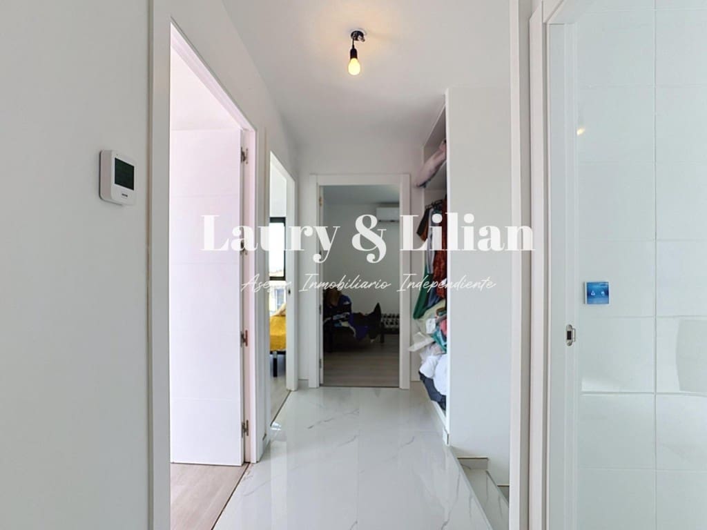3 soverom Villa til salgs i Roses med garasje - € 437 000 (Ref: 9984576)