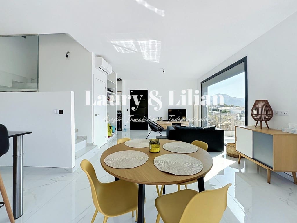 3 soverom Villa til salgs i Roses med garasje - € 437 000 (Ref: 9984576)