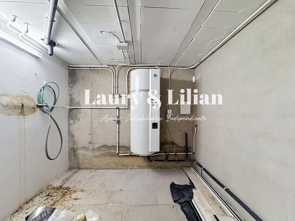 3 soverom Villa til salgs i Roses med garasje - € 437 000 (Ref: 9984576)