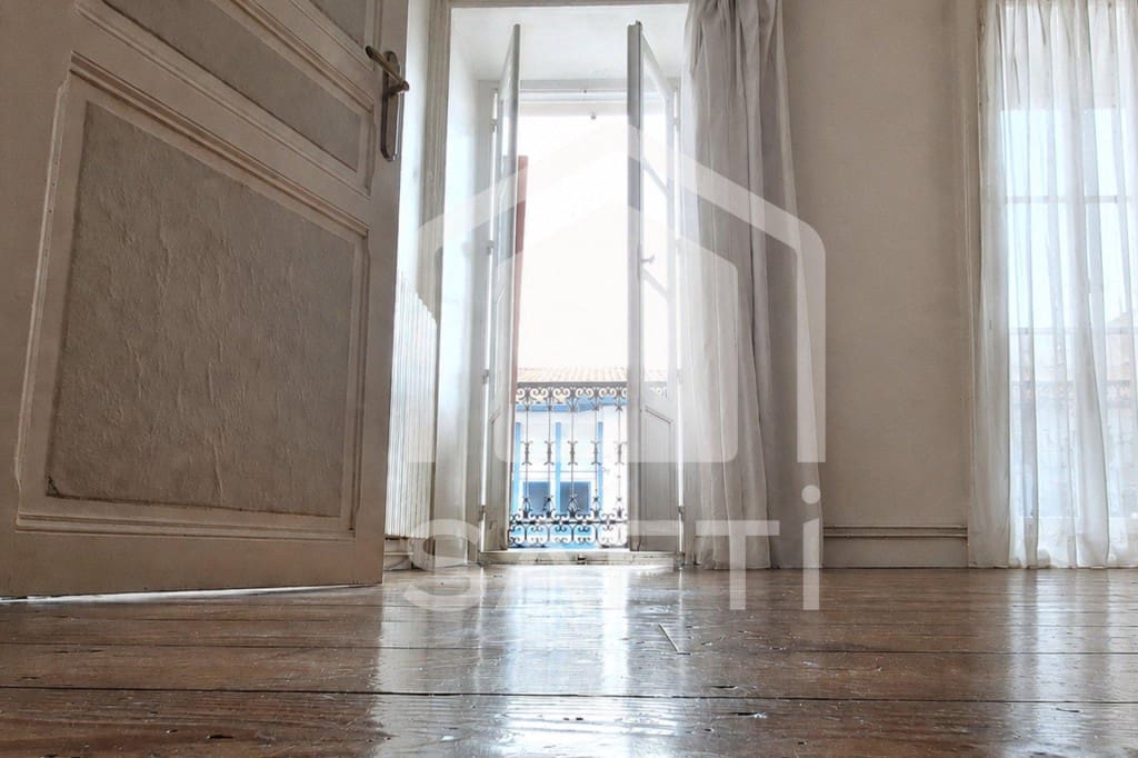 Apartamento de 3 habitaciones en Irun en venta - 210.000 € (Ref: 9984577)
