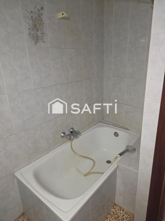 3 soverom Rekkehus til salgs i Horta de Sant Joan - € 97 000 (Ref: 9984579)