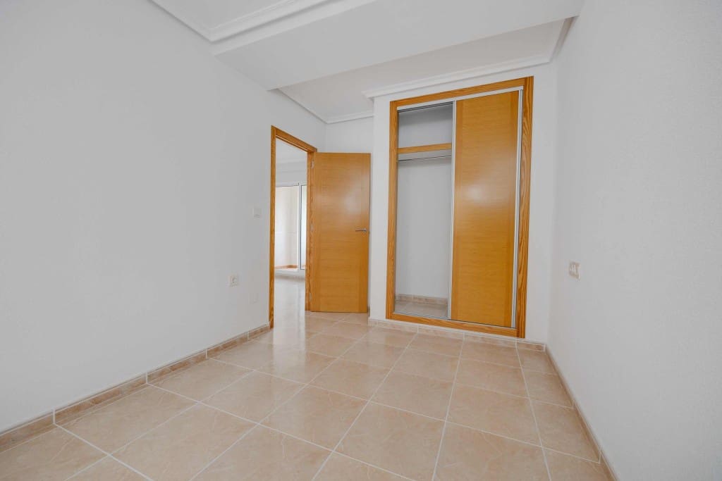 3 soverom Leilighet til salgs i San Fulgencio med svømmebasseng - € 180 000 (Ref: 9984583)