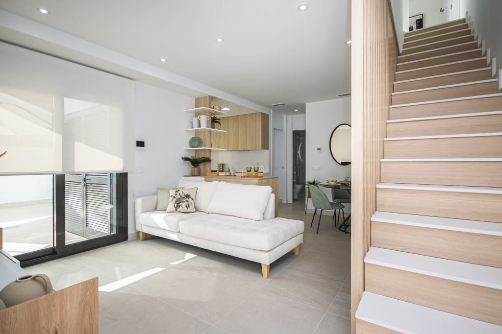 3 soveværelse Rækkehus til salg i Torrevieja med swimmingpool - € 539.000 (Ref: 9984596)