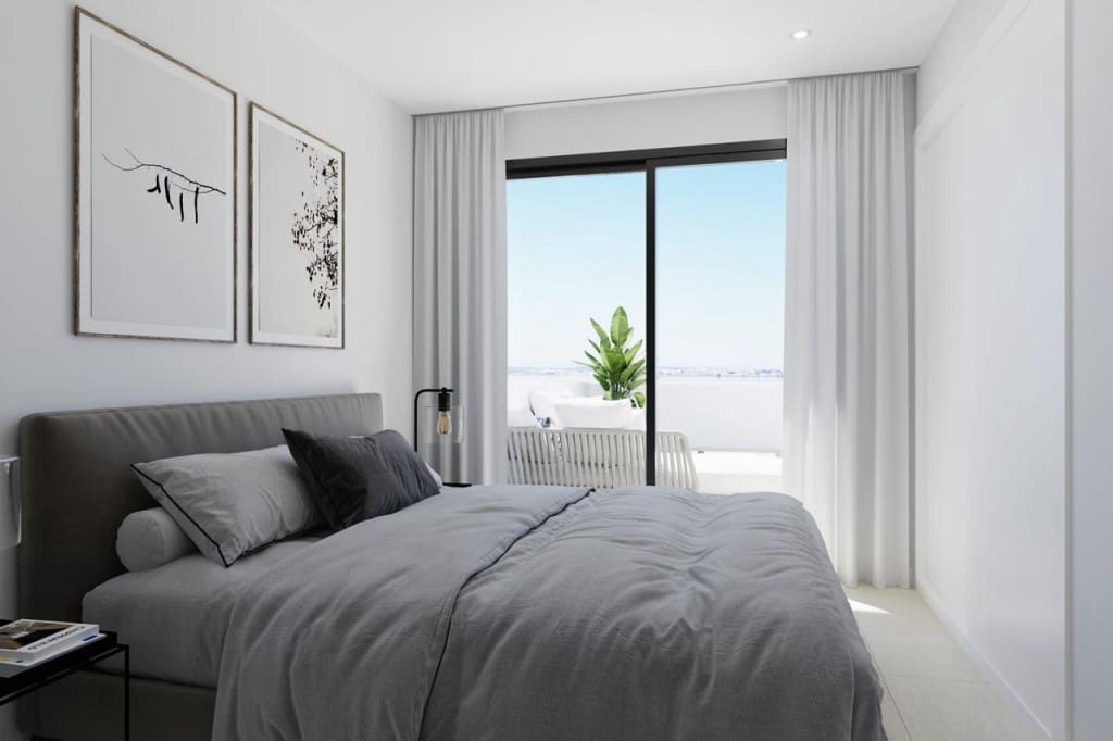 2 soveværelse Penthouse til salg i Torrevieja med swimmingpool - € 330.000 (Ref: 9984597)