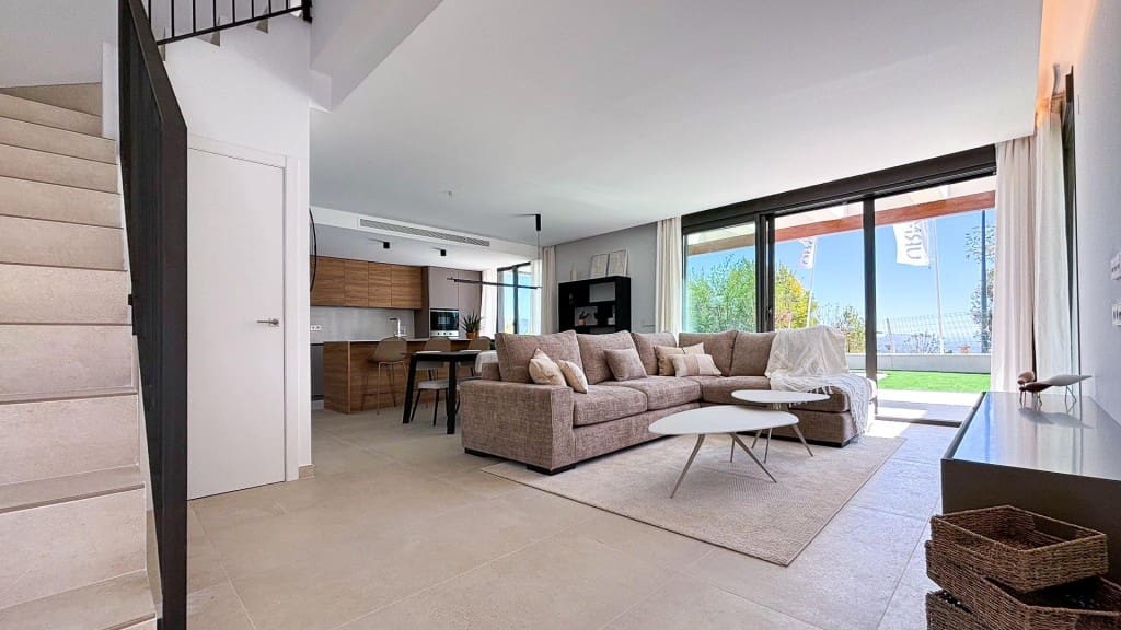 3 soveværelse Villa til salg i Polop - € 674.700 (Ref: 9984605)