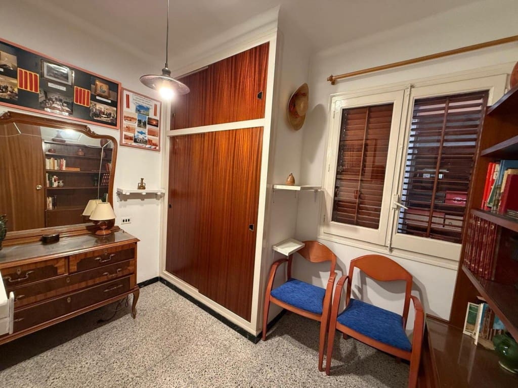6 bedroom Finca/Country House for sale in Pineda de Mar with garage - € 450,000 (Ref: 9986553)