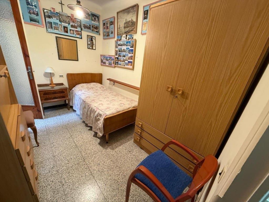 6 bedroom Finca/Country House for sale in Pineda de Mar with garage - € 450,000 (Ref: 9986553)