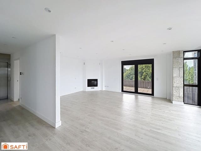 4 slaapkamer Villa te koop in Cambados met garage - € 670.000 (Ref: 9986555)
