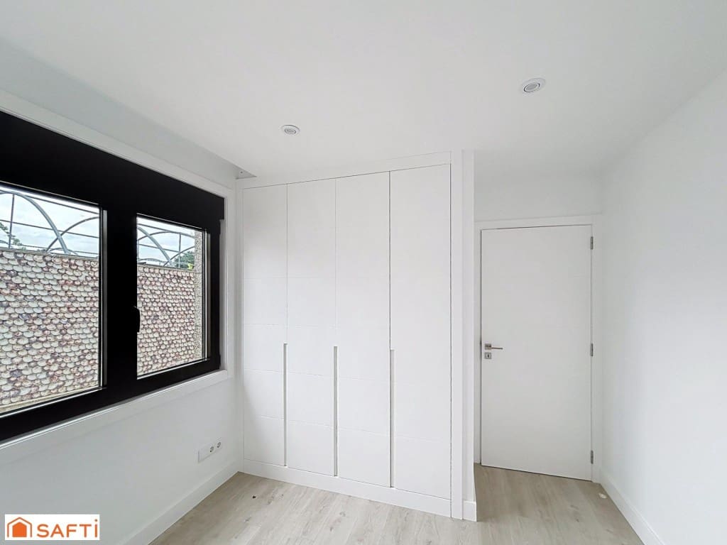 4 chambre Villa/Maison à vendre à Cambados avec garage - 670 000 € (Ref: 9986555)
