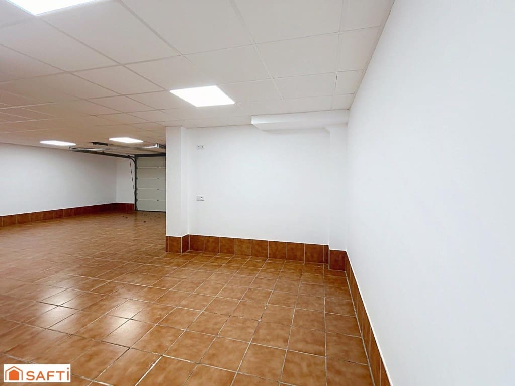 4 makuuhuone Huvila myytävänä paikassa Cambados mukana 
autotalli - 650 000 € (Ref: 9986556)