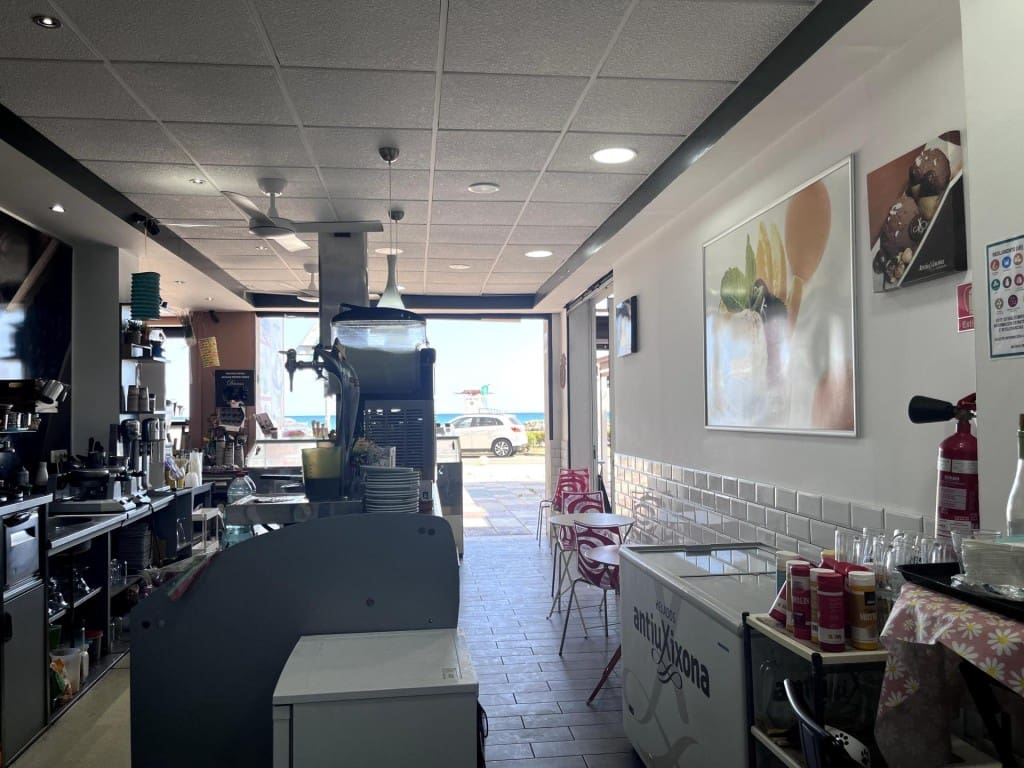 Comercial para venda em Cunit - 259 000 € (Ref: 9986557)