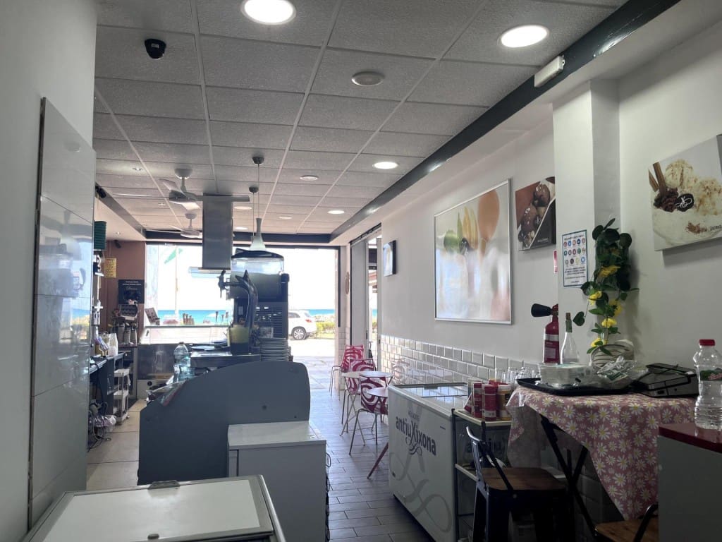 Comercial para venda em Cunit - 259 000 € (Ref: 9986557)