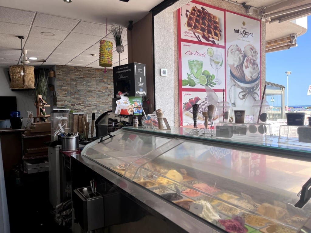 Comercial para venda em Cunit - 259 000 € (Ref: 9986557)