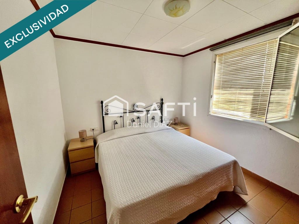 Chalet de 4 habitaciones en Llagostera en venta - 260.000 € (Ref: 9990397)