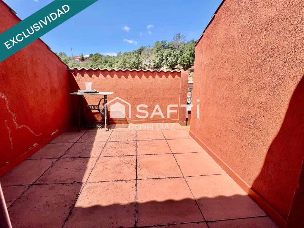 Chalet de 4 habitaciones en Llagostera en venta - 260.000 € (Ref: 9990397)