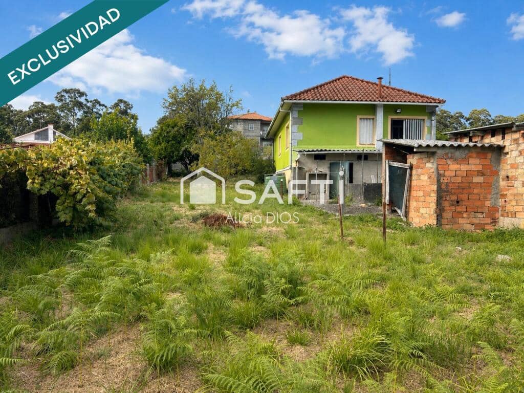 2 bedroom Villa for sale in Pontevedra city - € 200,000 (Ref: 9990402)