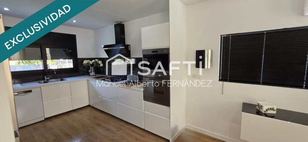 3 sypialnia Willa na sprzedaż w Lloret de Mar z garażem - 330 000 € (Ref: 9993940)