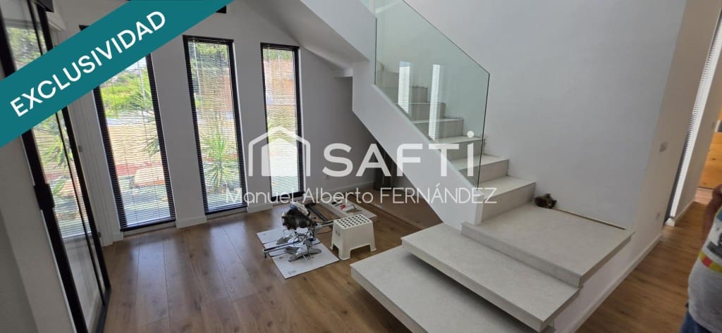 3 sypialnia Willa na sprzedaż w Lloret de Mar z garażem - 330 000 € (Ref: 9993940)