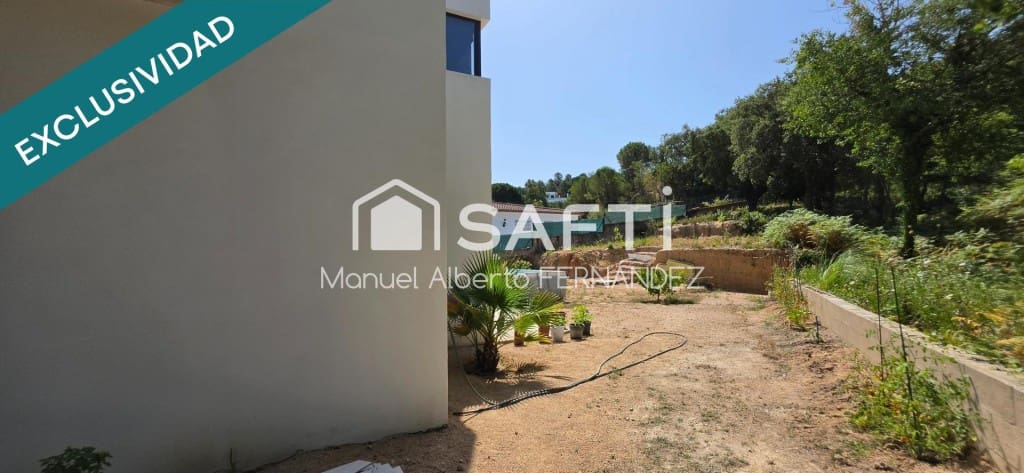 3 sypialnia Willa na sprzedaż w Lloret de Mar z garażem - 330 000 € (Ref: 9993940)