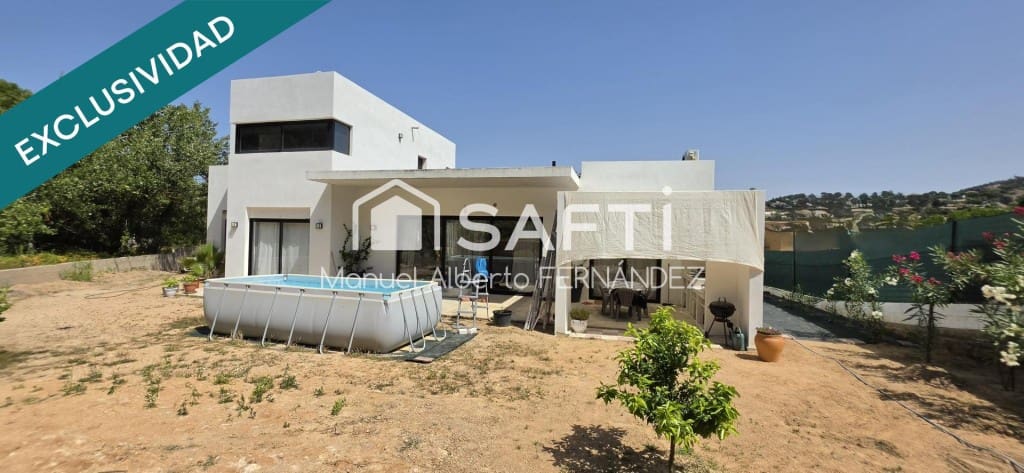 3 sypialnia Willa na sprzedaż w Lloret de Mar z garażem - 330 000 € (Ref: 9993940)
