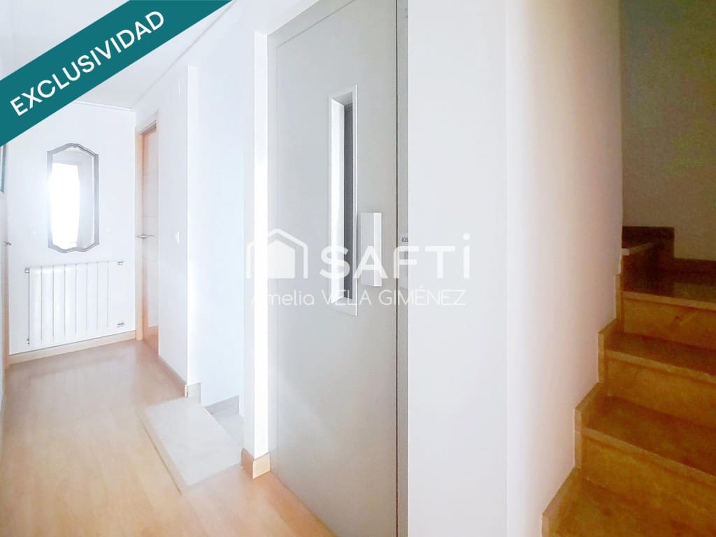 4 makuuhuone Rivitalo myytävänä paikassa Sagunto / Sagunt mukana 
autotalli - 395 000 € (Ref: 9993942)