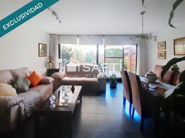 4 soveværelse Rækkehus til salg i Sagunto / Sagunt med garage - € 395.000 (Ref: 9993942)