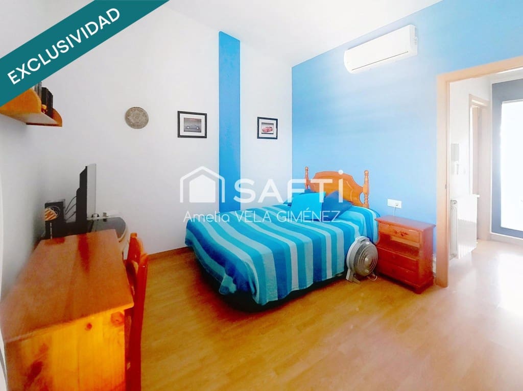 4 makuuhuone Rivitalo myytävänä paikassa Sagunto / Sagunt mukana 
autotalli - 395 000 € (Ref: 9993942)
