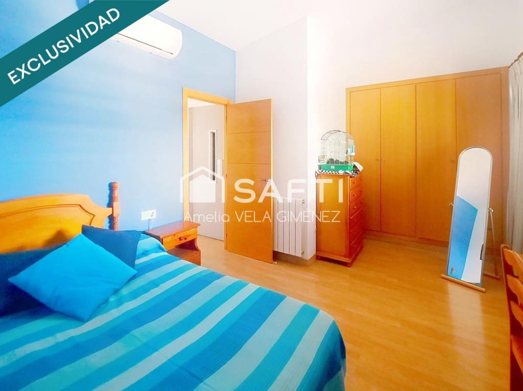 4 makuuhuone Rivitalo myytävänä paikassa Sagunto / Sagunt mukana 
autotalli - 395 000 € (Ref: 9993942)