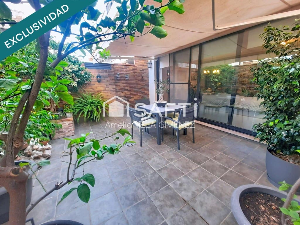 4 makuuhuone Rivitalo myytävänä paikassa Sagunto / Sagunt mukana 
autotalli - 395 000 € (Ref: 9993942)