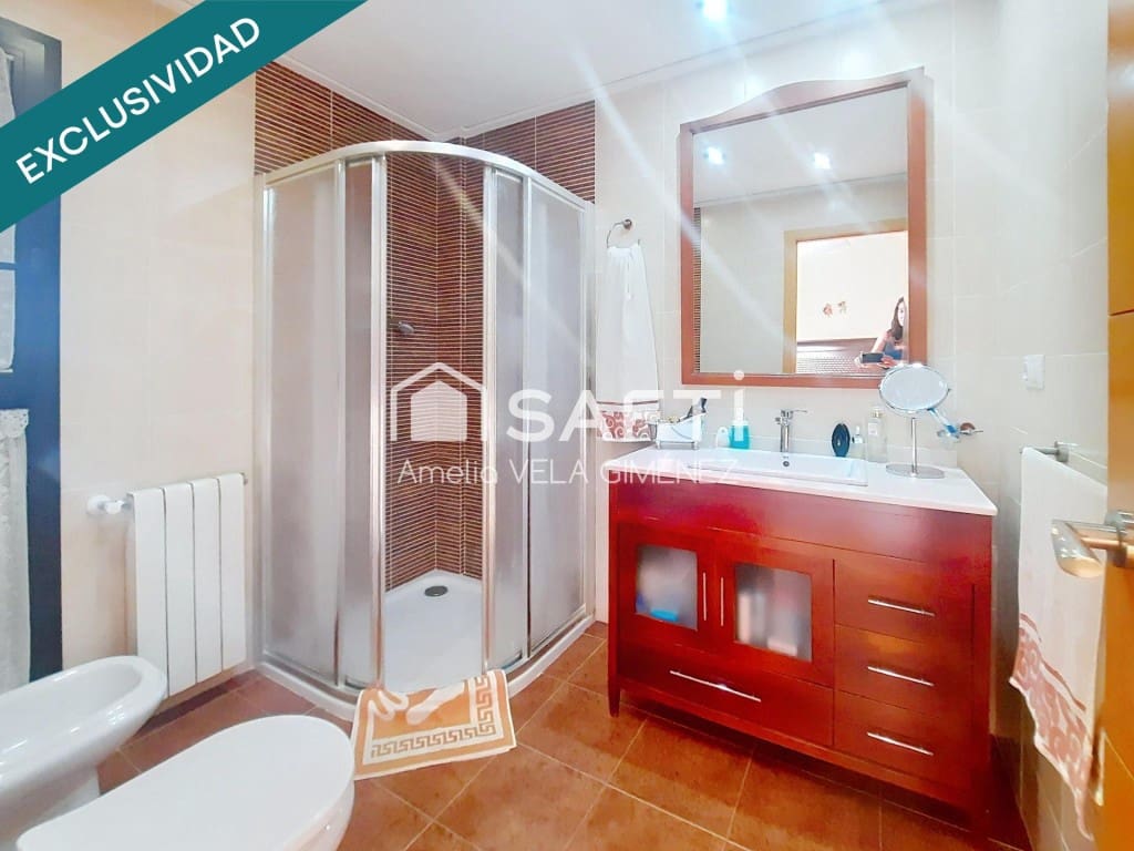 4 makuuhuone Rivitalo myytävänä paikassa Sagunto / Sagunt mukana 
autotalli - 395 000 € (Ref: 9993942)