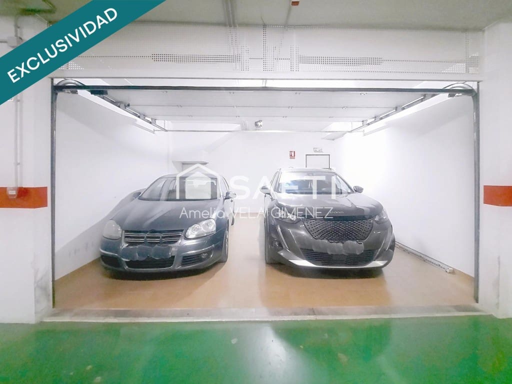 4 makuuhuone Rivitalo myytävänä paikassa Sagunto / Sagunt mukana 
autotalli - 395 000 € (Ref: 9993942)